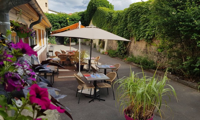 La Gare Hotel | Family-Friendly Hôtel Les Commerçants with Relaxing Spa