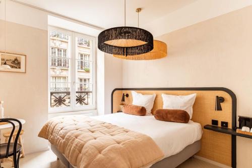 Quinze-Vingts Hotel | Comfortable Stay at Hôtel Maison Traversière - Pet Friendly