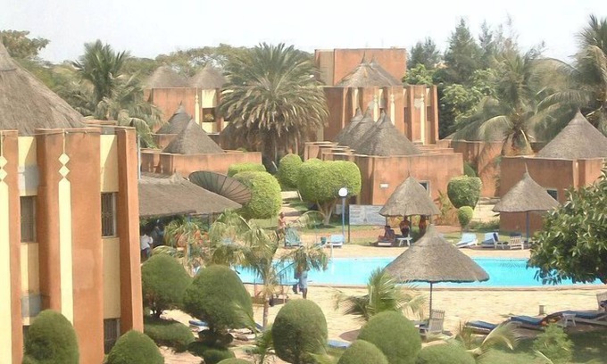 Bamako Hotel | Welcoming Hôtel Mandé: Pool, Restaurant & Family Amenities