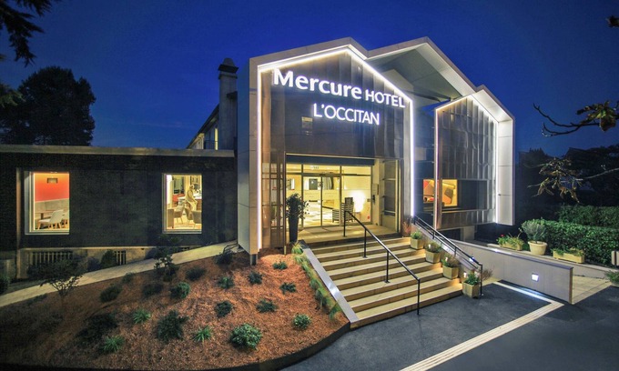 Castres Hotel | Relax at Hôtel Mercure Castres L'Occitan with Spa & Pool