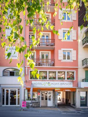 Briancon Hotel | Pet-Friendly Hôtel Mont-Brison: A Family Retreat Awaits