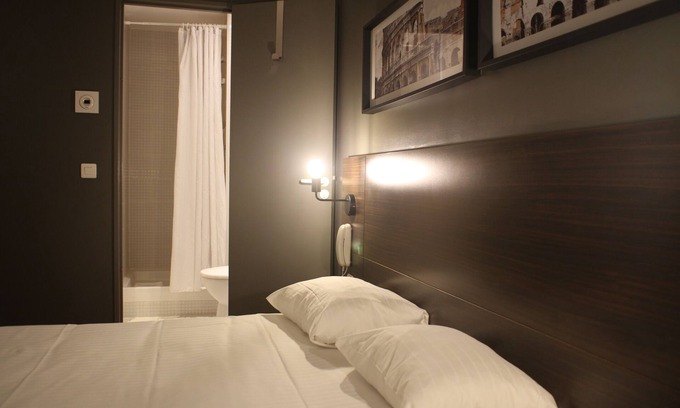 Athis-Mons Hotel | Relax at Hôtel Orly Superior with Spa & Breakfast Options