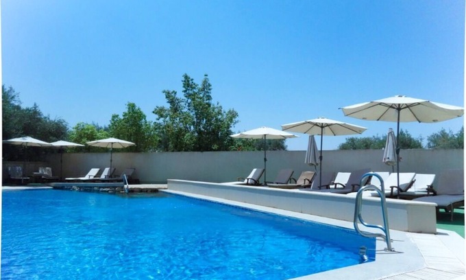 Es Senia Hotel | Relax at Hôtel Phoenix with Pool and Family-Friendly Perks