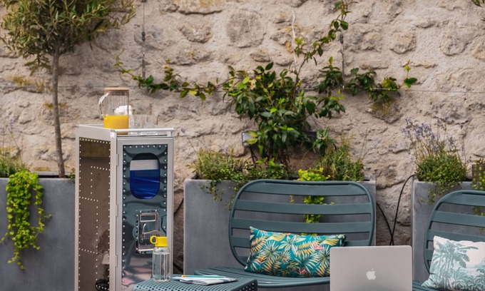 Charonne Hotel | Elegant Hôtel Piapia: Highly Rated with Family-Friendly Amenities