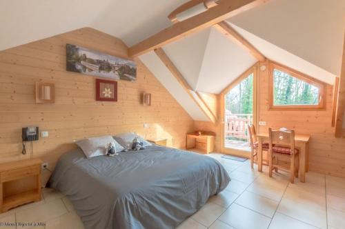 Amneville Bed & Breakfast | Discover Hôtel la Maison d'Hôte: Family-Friendly Retreat
