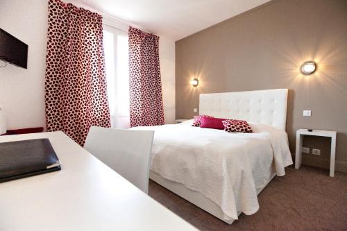 Chamalieres Hotel | Pet-Friendly Hôtel Radio - Teritoria with Great Amenities
