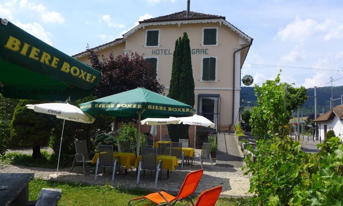 Glovelier Hotel | Discover Hôtel-Restaurant de la Gare: Family-Friendly Retreat