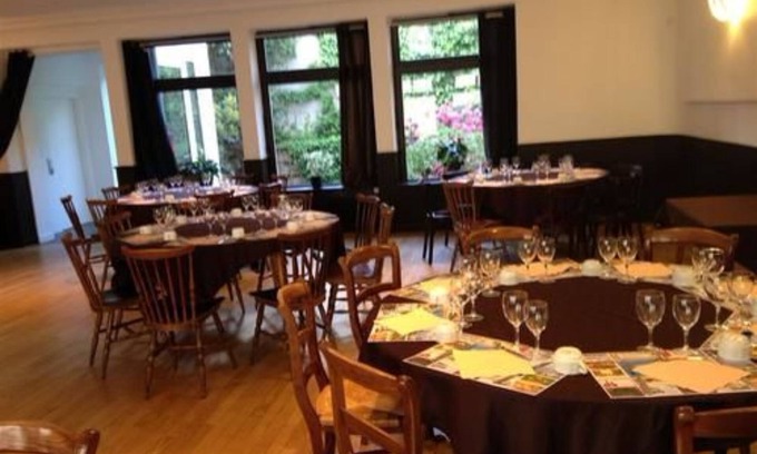 Concarneau Hotel | Discover Hôtel Restaurant Les Oceanides: Family-Friendly Retreat