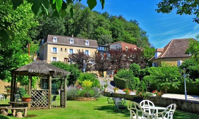 Vitrac Hotel | Relaxing Hôtel Restaurant Plaisance with Indoor Pool Near Sarlat