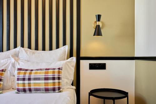Downtown Le Havre Hotel | Budget-Friendly Hotel Le Richelieu: Pet & Child Friendly