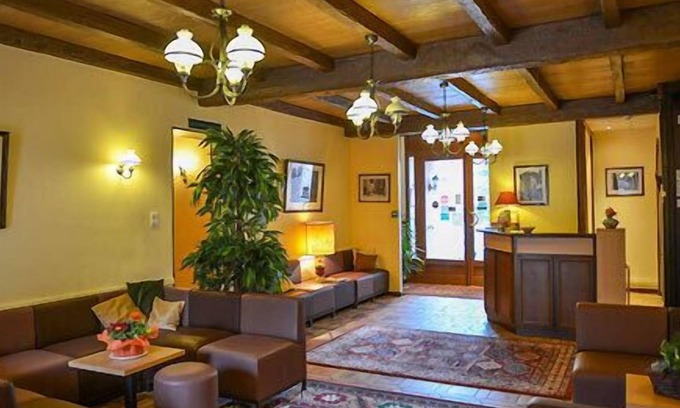 Saint-Jean-de-Maurienne Hotel | Discover Hôtel Saint Georges: Rated 9.4 with Great Amenities