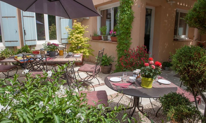Apt Hotel | Discover Hôtel Sainte Anne: Family-Friendly with Breakfast
