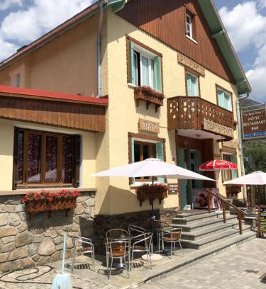 Jausiers Hotel | Explore Comfort at Hôtel Sans Souci - Child-Friendly Retreat