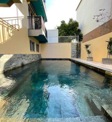 Saint-Denis Hotel | Budget-Friendly Stay at Hôtel Select - Réunion with Pool