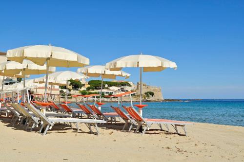 Algajola Hotel | Experience Hôtel Serenada: Beachfront Bliss & Top Amenities