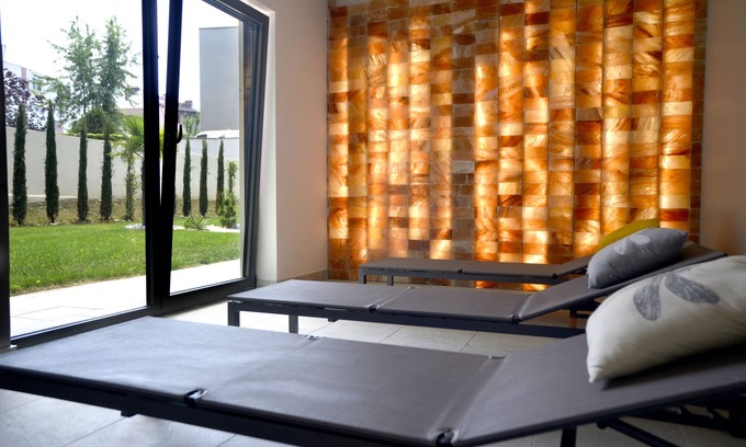 Besancon Hotel | Relax at Hôtel Victor Hugo & Spa: Rated 9/10 by Guests