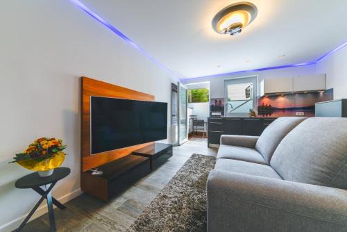 Gaienhofen Apartment | Family-Friendly Stay at HöriLux XS: 4-Star Comfort Awaits