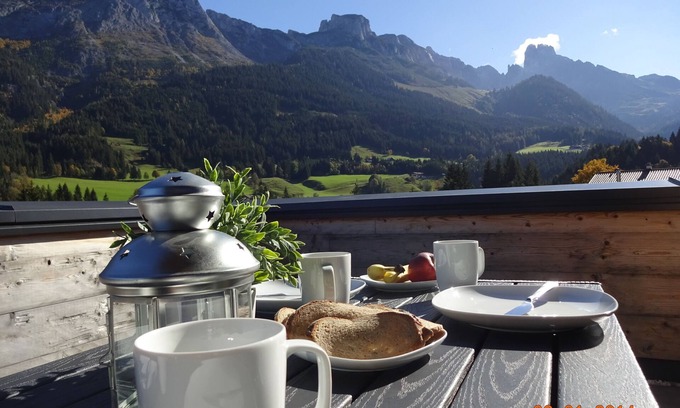 Annaberg-Lungoetz House | Experience Hüttenzauber: Ski-In, Pet-Friendly Retreat