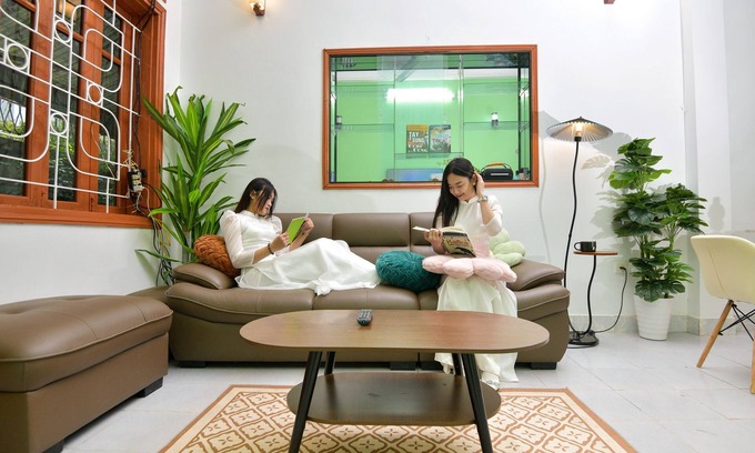 Ba Dinh House | Hằng Home: 4 Bedrooms with Train Views and Gym Access