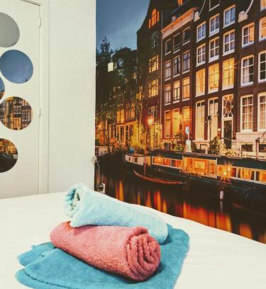 Landlust House | Discover H 58: Family-Friendly Stay with Breakfast Included