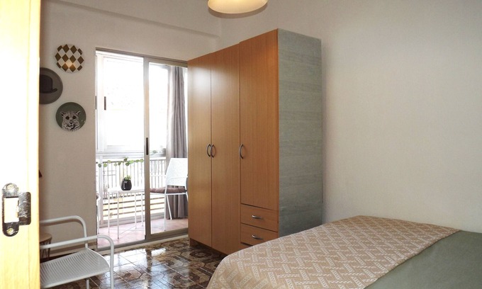 Norte Apartment | Discover H&H Suite Plaza de Toros: Family-Friendly Retreat