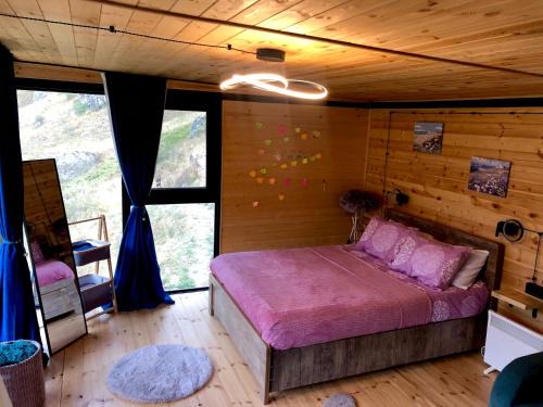 Juta Apartment | H i k i n g