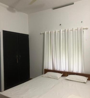 Nilambur House | Budget-Friendly H Villa: Family-Friendly Stay Awaits