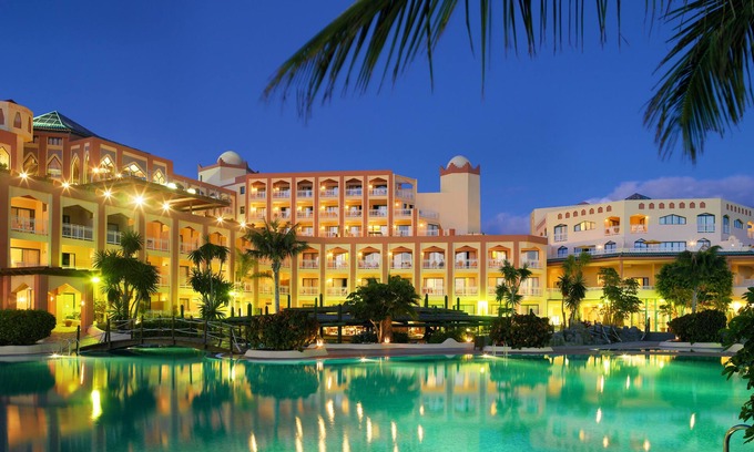 Bahia Calma Hotel | Relax at H10 Playa Esmeralda - Adults Only Retreat