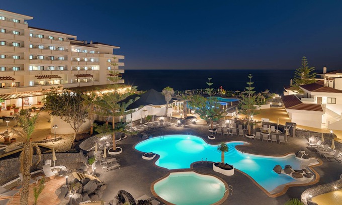 Brena Baja Hotel | Discover H10 Taburiente Playa: A 4-Star Coastal Retreat