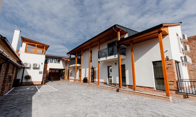 Esztergom Bed & Breakfast | Elegant H11 Rooms Esztergom - Rated 9.6/10 by Guests