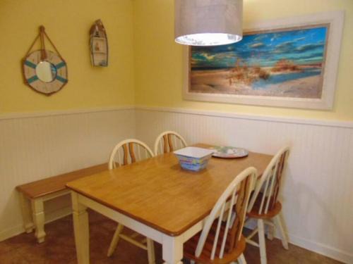 Demere Park House | Beautiful H13 Ocean Walk Resort: Pet-Friendly & Scenic Views