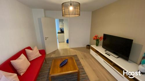 District 4 Apartment | Experience H2: 3.5 Rooms with Child-Friendly Amenities