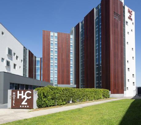 Milanofiori Nord Hotel | Pet-Friendly H2C Hotel Milanofiori: A 4-Star Haven