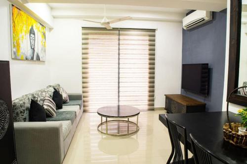 Borella Apartment | Premier H2o Residences: Pool Access & Family-Friendly Fun