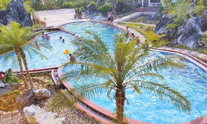 Ha Giang Hotel | Relax at Ha Giang Wings Bungalow with Pool and Family Amenities
