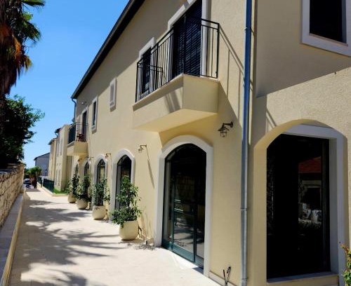 Zikhron Ya'aqov Cabin | Ha Meyasdim 36: Oceanfront Bliss with Exceptional Reviews