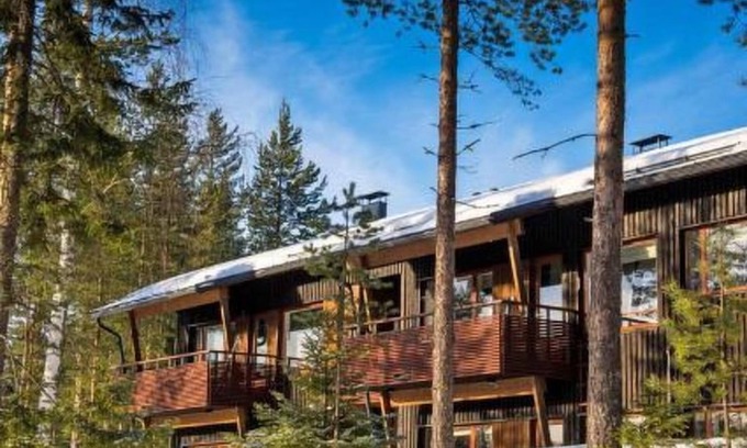 Vuokatti House | Idyllic Haapala Suites 11 with Lake View & Spa Amenities