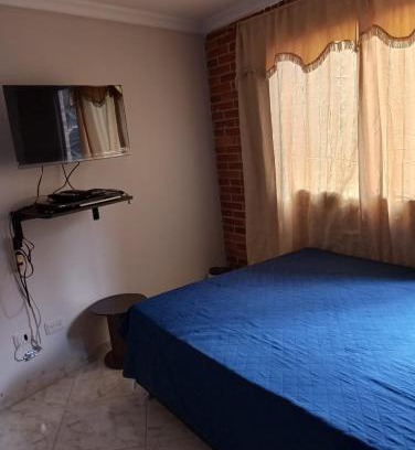 Bello House | Modern and Comfortable Room with Breakfast & Kitchen Access