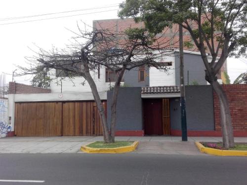 Santiago de Surco House | Cozy Furnished Room in Surco, Lima - Ideal for Travelers