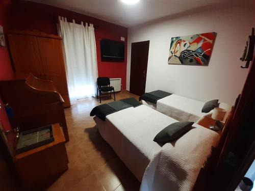 Lumpiaque House | Comfortable Getaway at Habitación Carrasca – Pet Friendly
