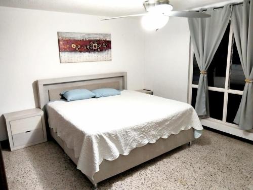 San Pedro Tlaquepaque House | Habitación cerca del aeropuerto con entrada independiente