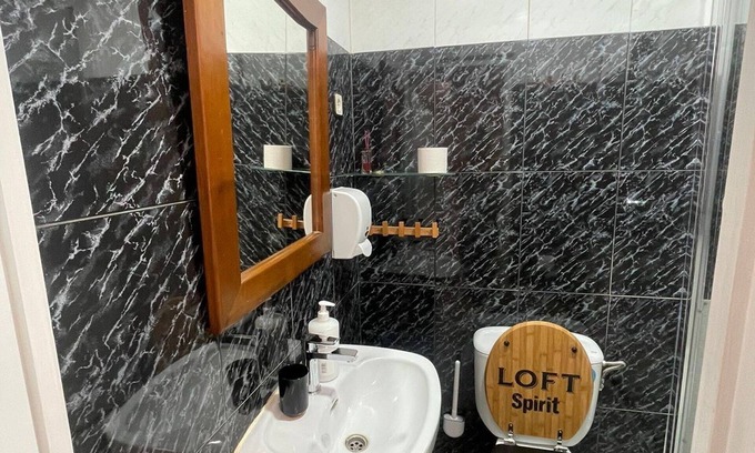 Arganda del Rey Hotel | Habitación Doble Interna con dos Camas Individuales, Baño Privado
