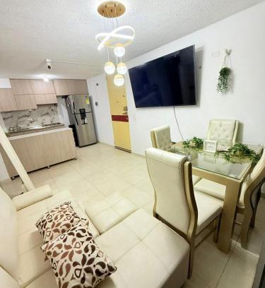 Soledad House | Habitación doble cerca aeropuerto,estadio y buses