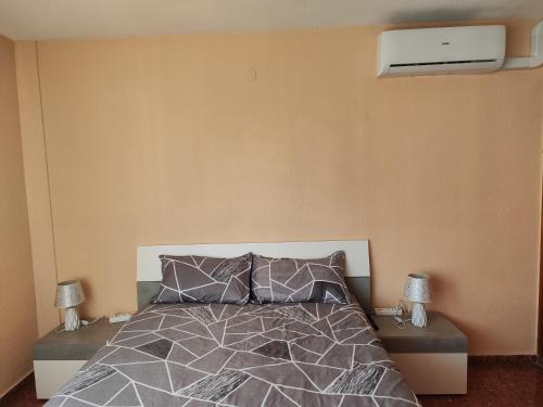 Gandia Apartment | Habitación Doble con baño privado,Gandía en piso compartido con los Anfitriónes