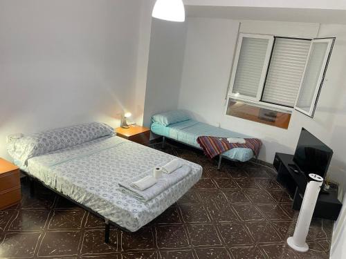 Pobles del Sud House | Comfortable Family Room in a Cozy Private Apartment