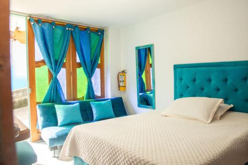 Jerico House | Discover La Amelia: Family-Friendly Stay with Breakfast