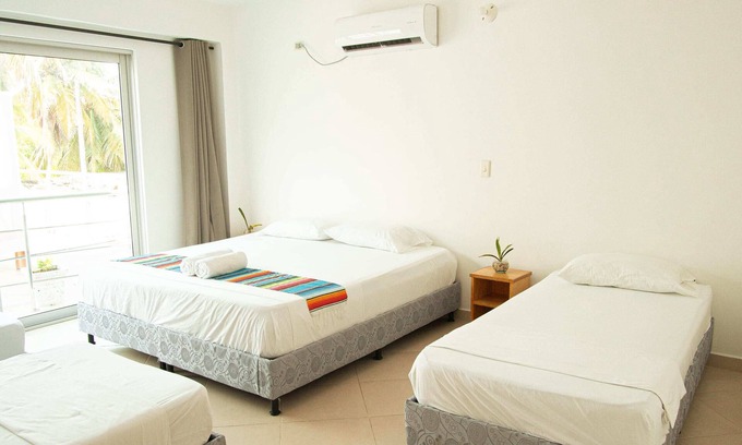 Covenas Hotel | Family-Friendly Superior Room with Balcony Near the Beach