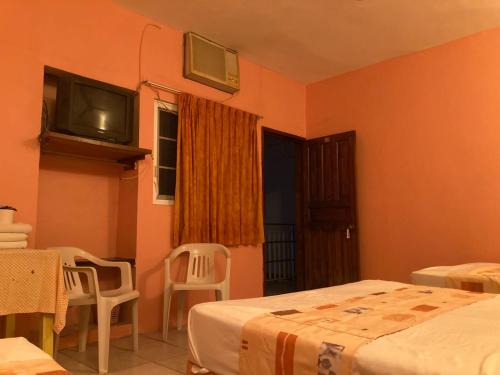 Tecolutla Municipality Hotel | Habitación triple en hotel el almirante