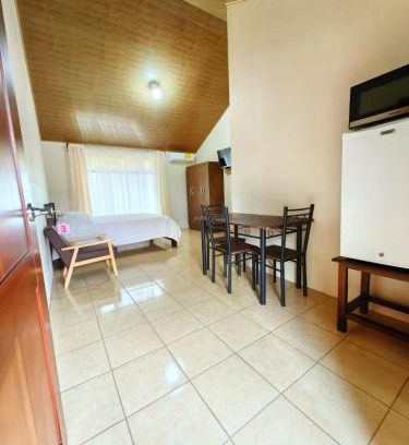 Aguacate House | Family-Friendly Retreat at Habitaciones el Corral