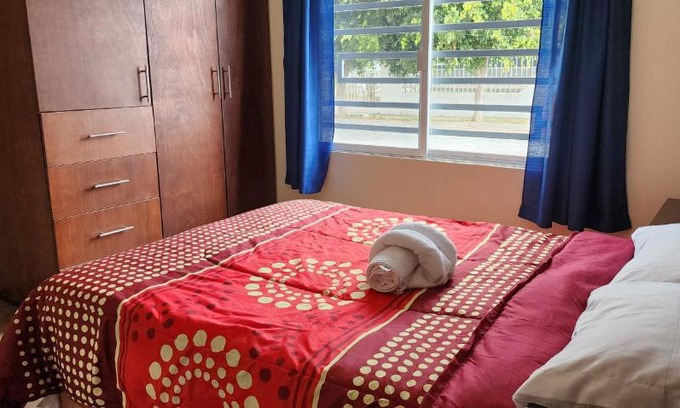 Morelia House | Family-Friendly Haven at Habitaciones Mimado Morelia
